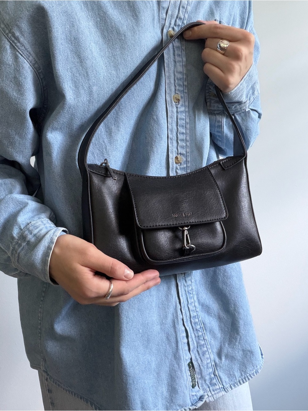 Matt & Nat Loti Shoulder Bag - Picture 4 of 5